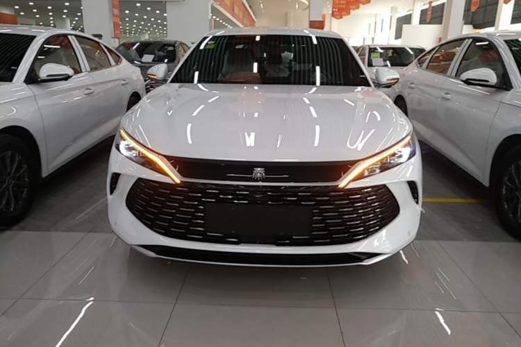 Used BYD Qin L 2026 DM-i 128KM Progressive Edition
