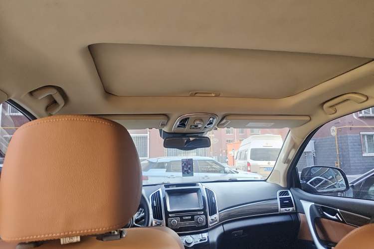 Used Haval H9 2015 2.0T Four-Wheel Drive Luxury 7-Seater
