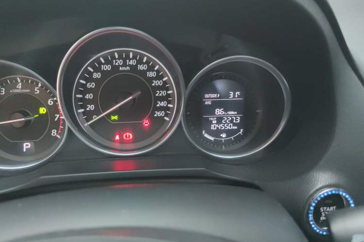 Used Mazda Atenza 2014 2.5L Blue Sky Prestige Edition Odometer Close Up