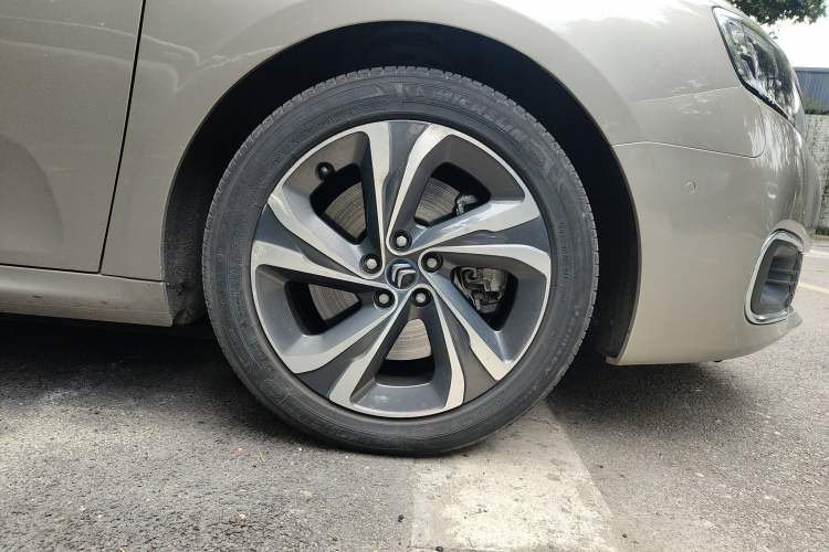 Used Citroen C6 2017 Revised Version 380THP Prestige Nappa Edition