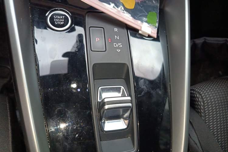 Used Audi A3 2022 A3L Limousine 35 TFSI Progressive Sport Edition Gear Lever