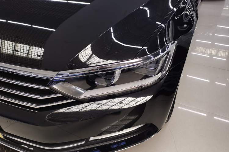 Used Volkswagen Magotan 2017 330TSI DSG Luxury Model Left Front Headlight