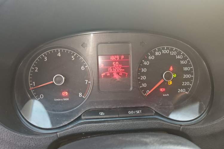 Used Volkswagen Polo 2011 1.6L Automatic ZhiKu Edition