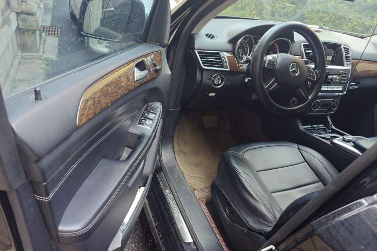 Used Mercedes-Benz M-Class 2014 ML 350 CDI 4MATIC