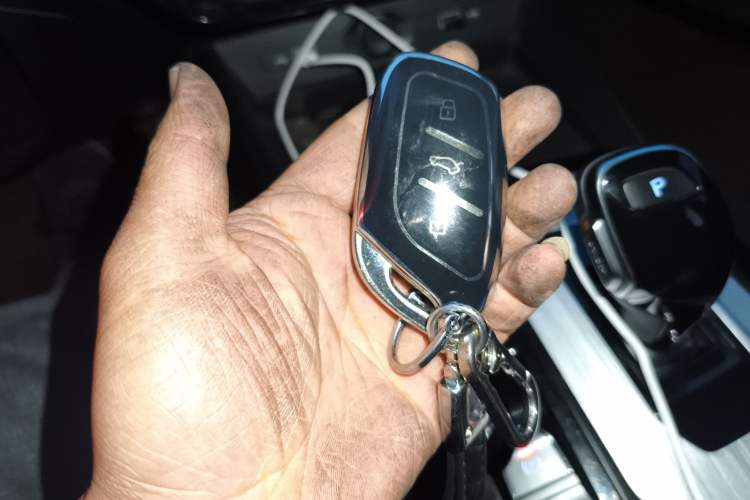 Used MG 5 2021 300TGI DCT Elegant Luxury Edition
