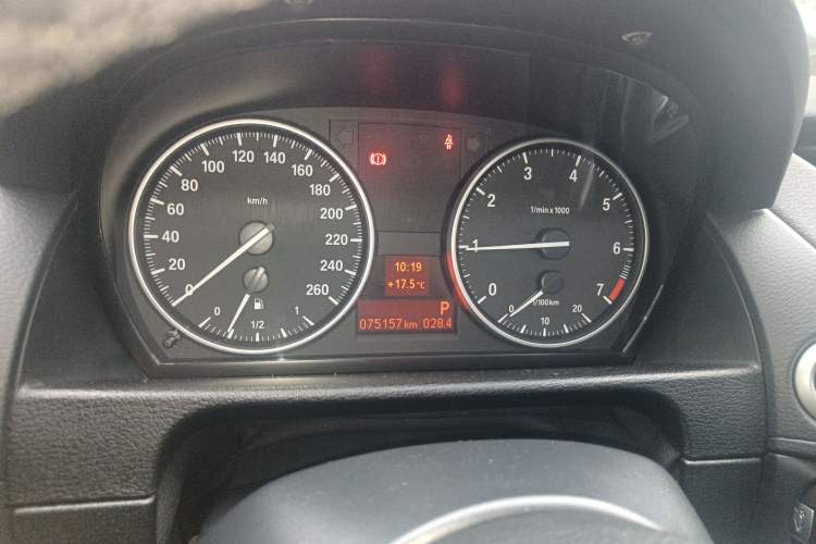 Used BMW X1 2014 sDrive18i Fashion Model Instrument Cluster