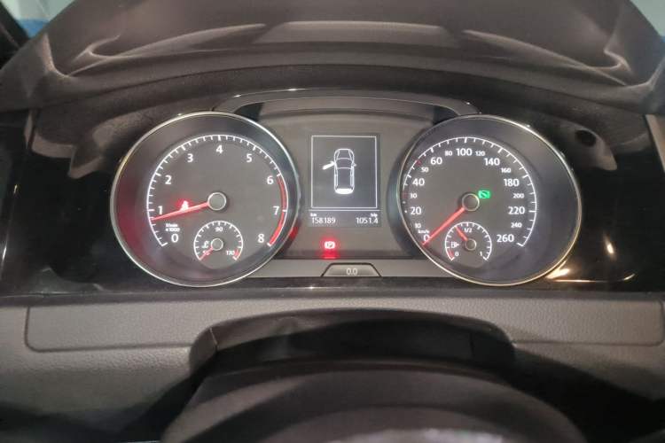 Used Volkswagen Golf 2015 1.4TSI Automatic R-Line