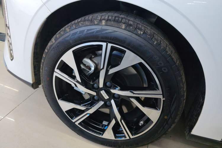 Used Geely Galaxy L6 2024 125km Creative Edition