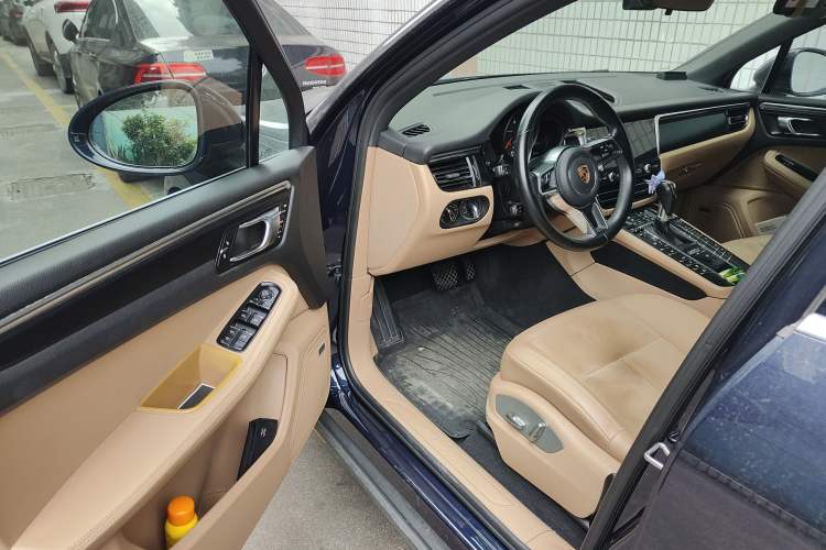 Used Porsche Macan 2018 Macan 2.0T