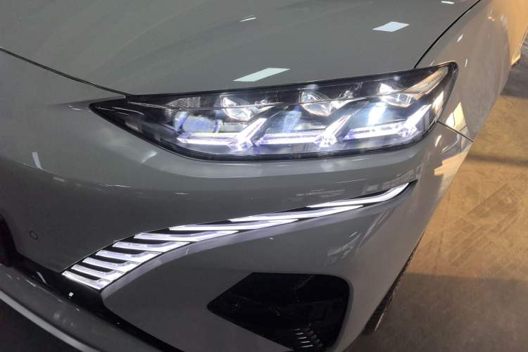 Used Denza N7 2023 Long-Range Performance Edition