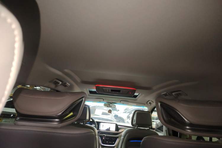 Used Buick GL8 2022 ES Landtrek 653T Comfort Edition