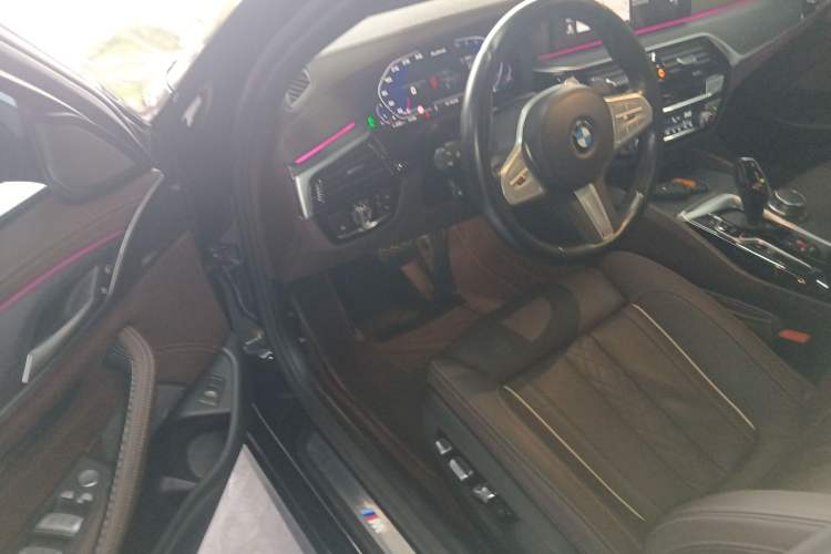 Used BMW 5 Series 2023 530Li Luxury Edition M Sport Package