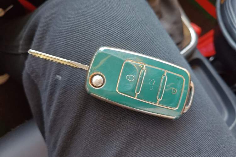 Used Volkswagen Polo 2016 1.6L Automatic Comfort Model Interior 1