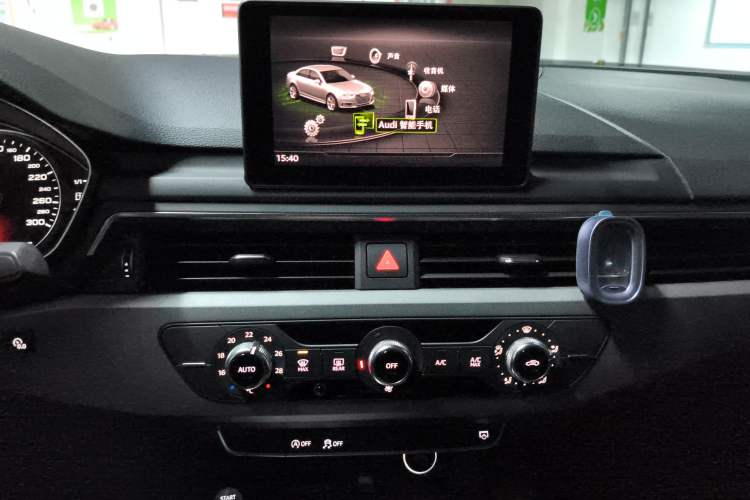 Used Audi A4L 2018 30th Anniversary Edition 30 TFSI Ambition Model