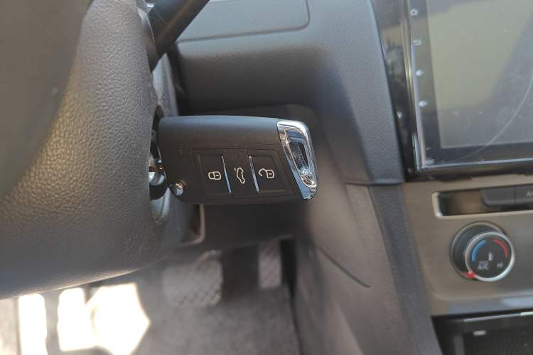 Used Volkswagen Golf 2016 1.6L Automatic Comfort Model