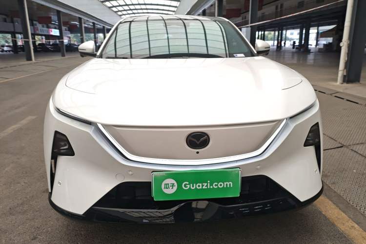 Used Mazda EZ-60 2025 Model Range-Extended 200 Max