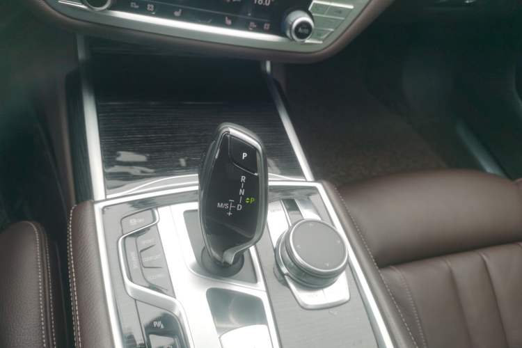 Used BMW 7 Series 2017 730Li Leading Model Gear Lever