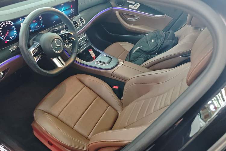 Used Mercedes-Benz E-Class New Energy 2023 E 350 e L Plug-in Hybrid Sports Sedan Left Front Seat