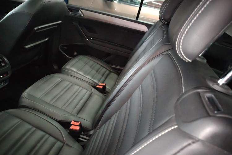 Used Volkswagen Touran 2018 Volkswagen Touran L 280TSI DSG Comfort Edition 7 Seats China VI Standard