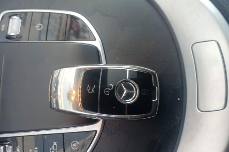 Used Mercedes-Benz C-Class 2020 C 200 L Fashion Edition Sport Version Vehicle Key