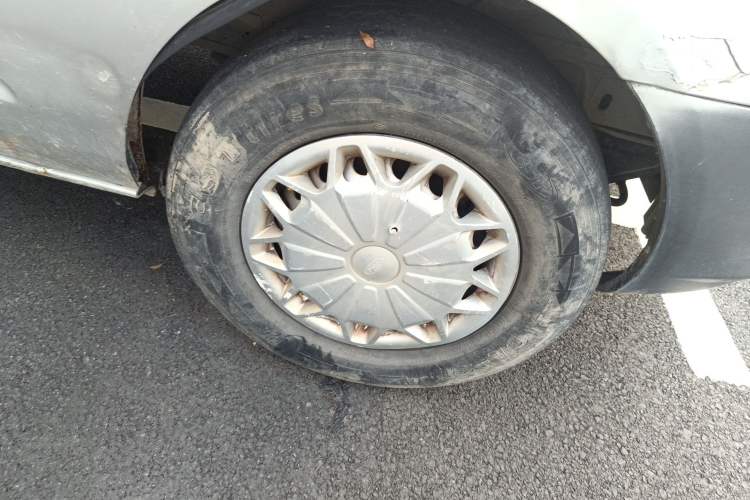 Used Ford Transit 2017 2.0T Diesel Multi-Purpose Commercial Vehicle Short Wheelbase Low Roof China V Standard
