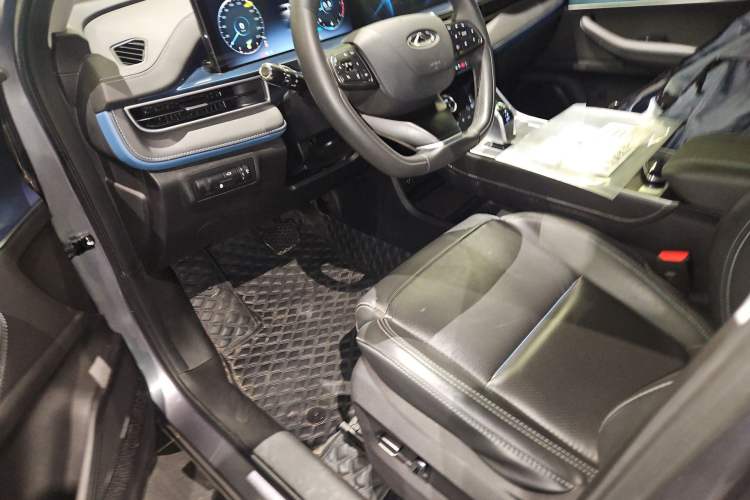 Used Chery Tiggo 7 PLUS 2021 Kunpeng Edition 1.6 TGDI DCT Prestige Model
