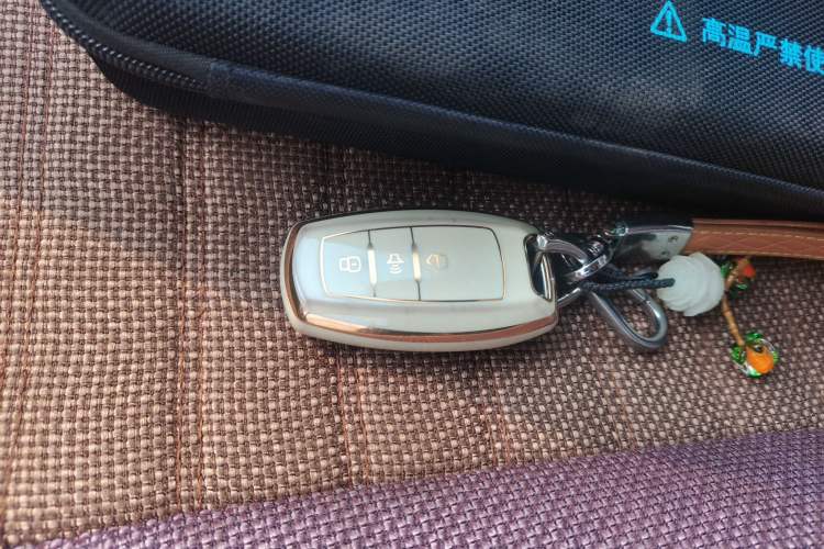 Used Haval H2 2017 Red-Label 1.5T Manual Two-Wheel Drive Luxury Model
