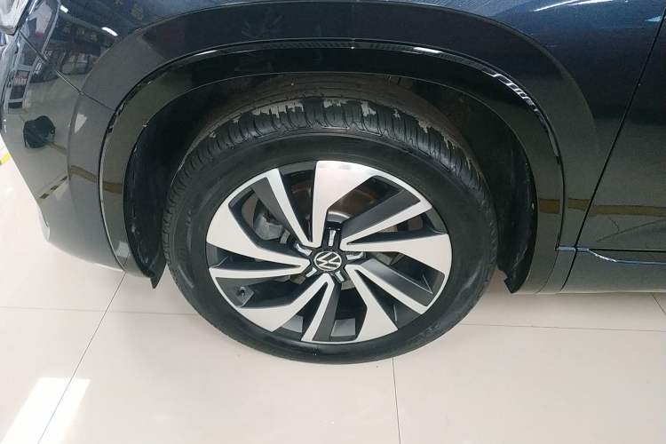 Used Volkswagen Tayron X 2023 330TSI Two-Wheel-Drive Prestige High-Energy Version Exterior 4