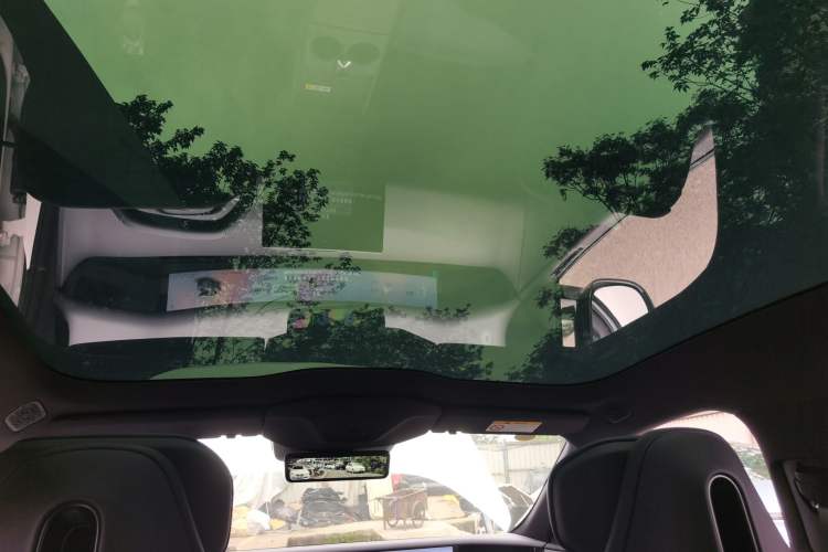 Used Avatr 06 2025 Ultra Pure Electric Edition Headliner