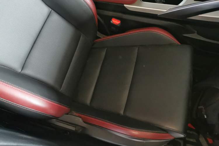 Used Geely Auto Coolray 2019 Sport Version 260T DCT Explorer China VI Standard Right Front Seat