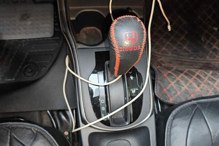 Used Honda Greiz 2016 1.5L CVT Classic Edition Gear Lever