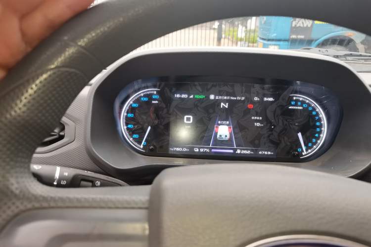 Used Karry Jiangtun E7 2025 Economy Version