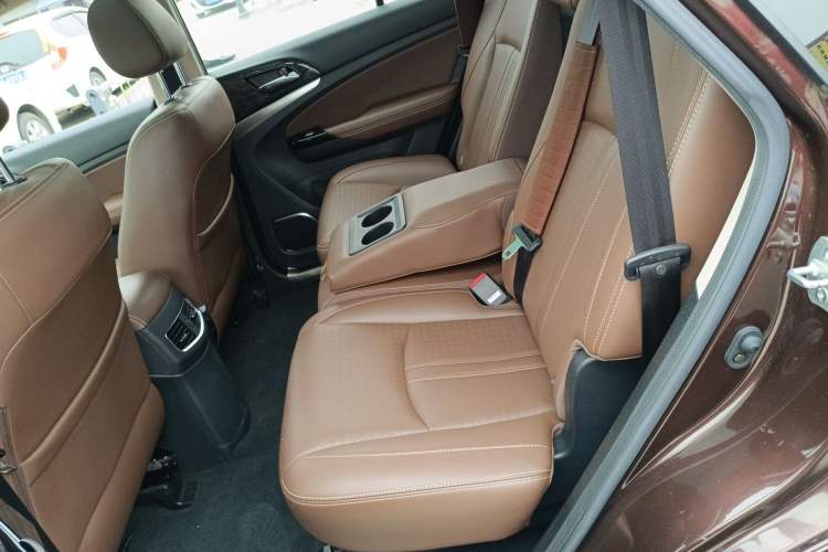 Used BYD S7 2016 2.0T Automatic Prestige Plus
