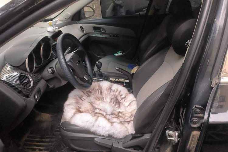 Used Chevrolet Cruze 2012 1.6L SL Grand Edition Manual Transmission Left Front Seat