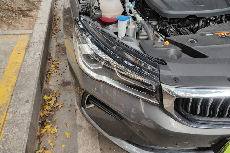 Used Geely Auto Emgrand 2023 4th Generation Champion Edition 1.5L CVT Prestige Model
