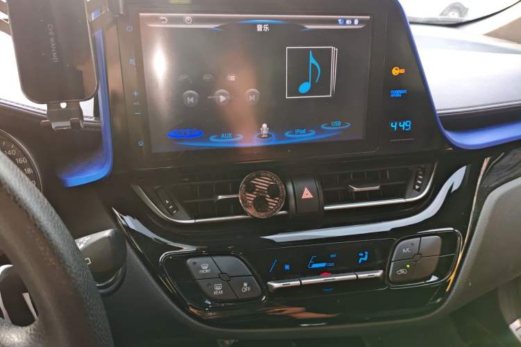 Used Toyota C-HR 2018 2.0L Leading with Sunroof China VI Standard