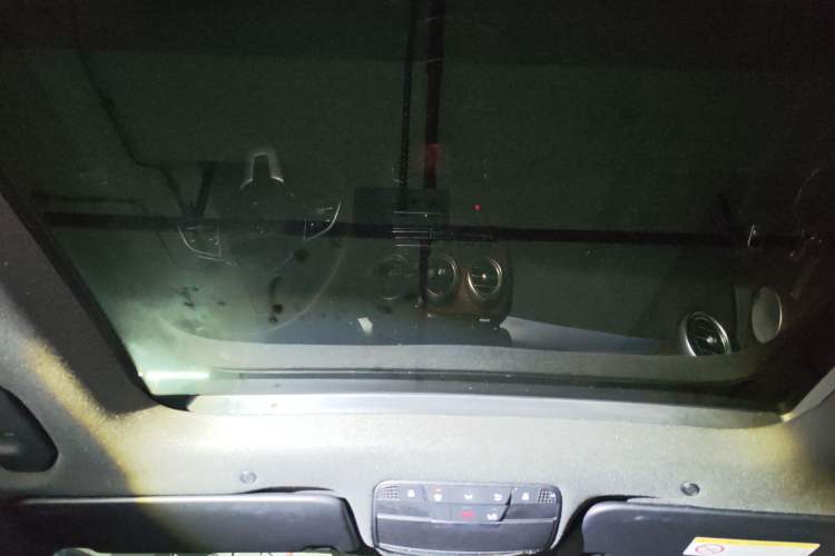 Used Mercedes-Benz GLC 2020 Facelift GLC 300 L 4MATIC Dynamic Edition Headliner