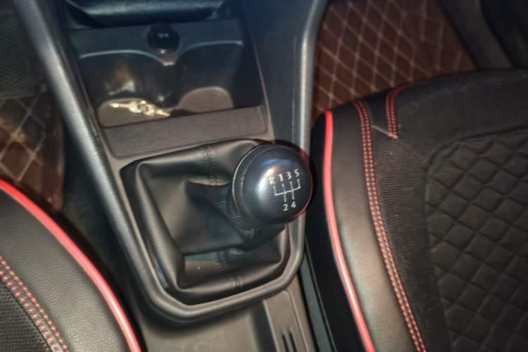 Used Volkswagen Jetta 2019 Dream Edition 1.4L Manual Fashion Version