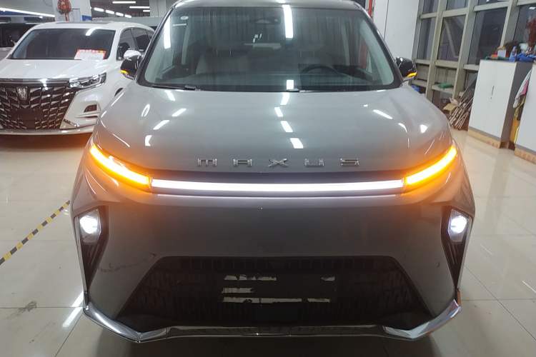 Used SAIC MAXUS Dajia 9 2024 Super Hybrid Long-Range Forest Edition 7-Seater