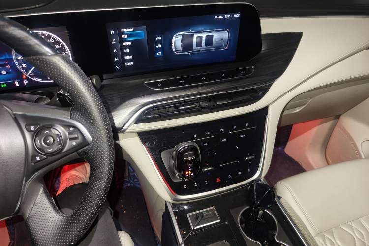 Used Buick GL8 2020 ES Land Cruiser 653T Comfort Edition
