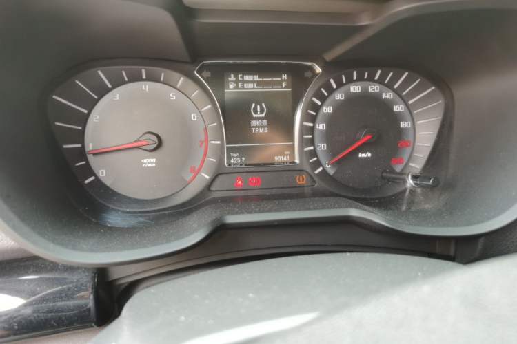 Used GAC Trumpchi GS4 2017 235T Manual Two-Wheel Drive Luxury Edition Odometer Close Up