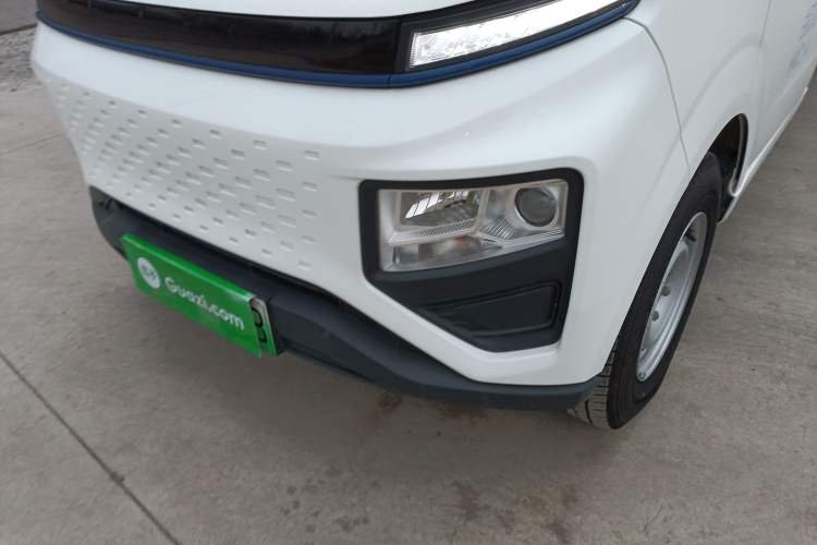 Used Farizon Xingxiang F1E 2023 Flatbed Truck Remote Smart Chip 46.08 kWh