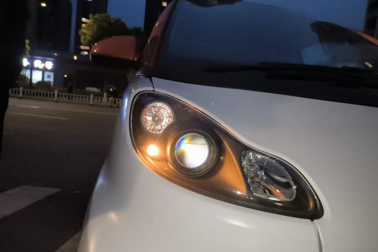 Used smart fortwo 2014 1.0 MHD Hardtop City Lightwave Passion Edition