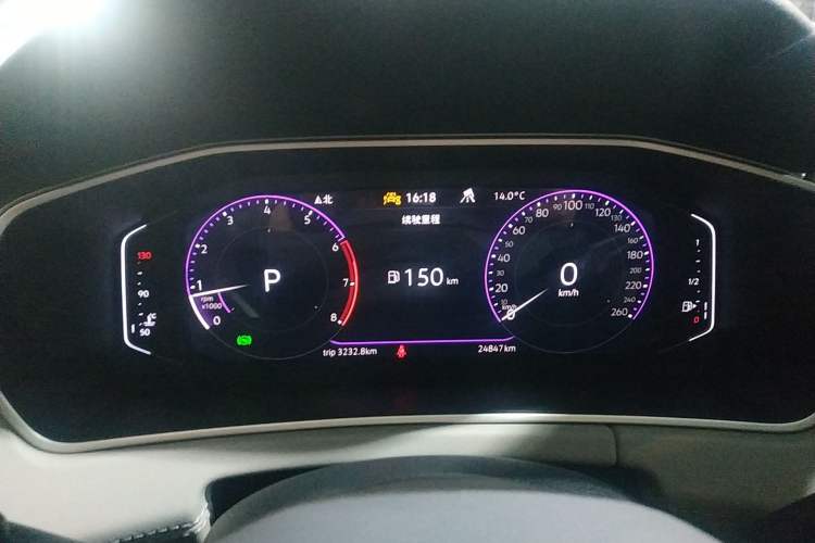 Used Volkswagen Tayron X 2023 380TSI Four-Wheel Drive Flagship Smart Edition Instrument Cluster