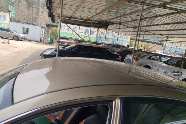 Used Dongfeng Aeolus A60 2016 1.6L Automatic Luxury Model
