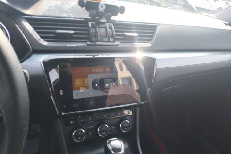 Used Skoda Superb 2016 TSI330 DSG Innovation Edition Audio And AC Panel