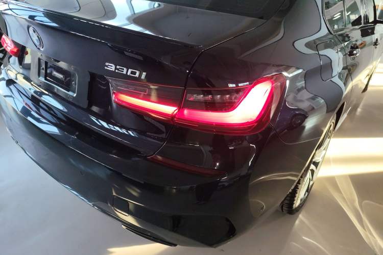 Used BMW 3 Series 2022 330i M Sport Night Edition
