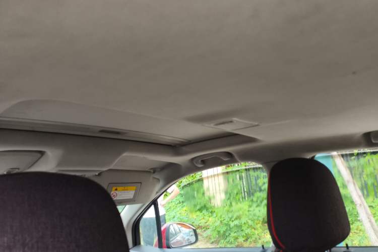 Used Chevrolet Trax 2016 1.4T Manual Two-Wheel Drive Comfort Version with Sunroof