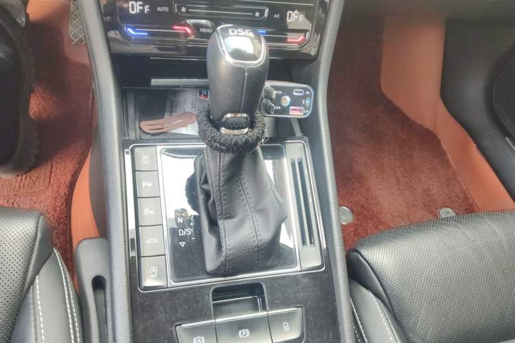 Used Skoda Superb 2019 Facelifted TSI330 DSG Luxury Edition
