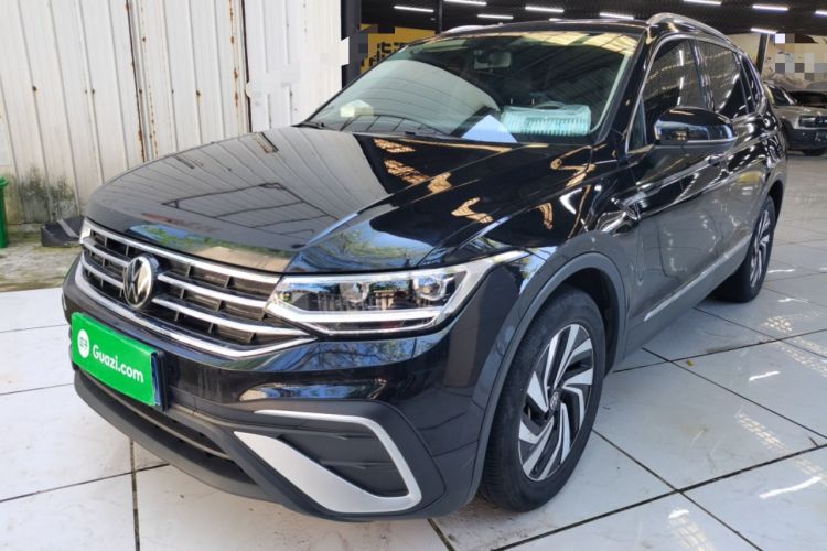 Used Volkswagen Tiguan L 2024 300TSI Automatic Two-Wheel Drive Smart Edition